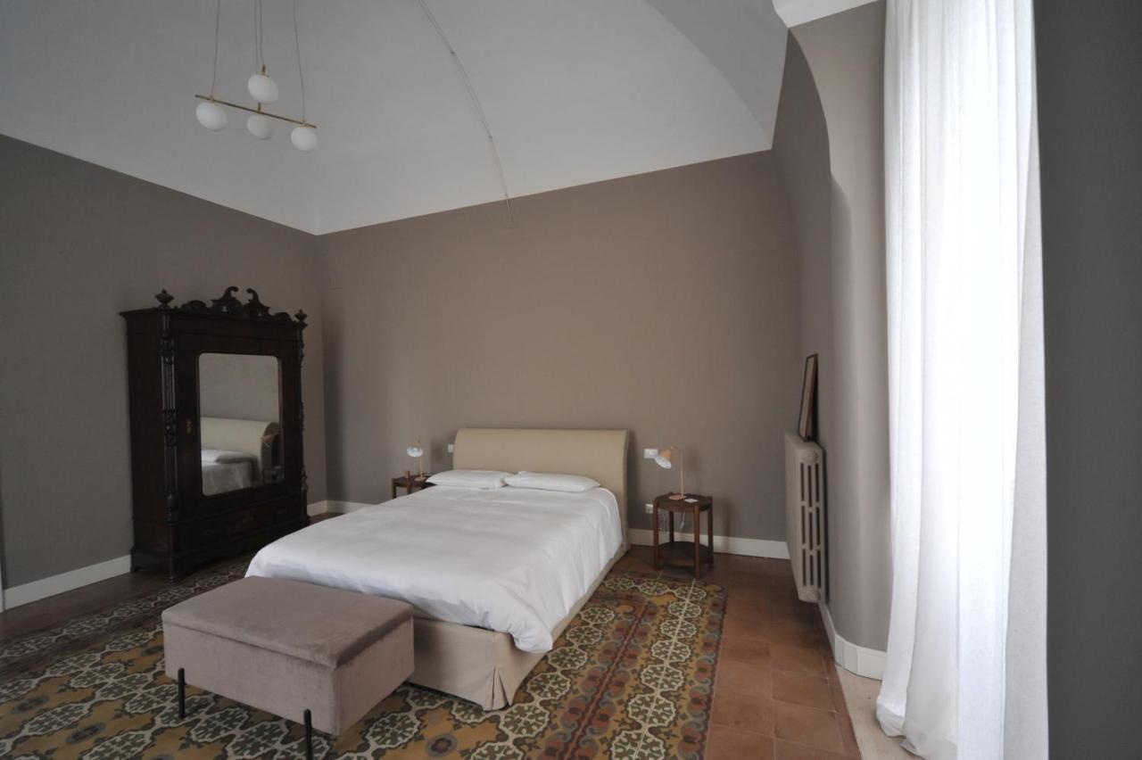 Palazzo Ietri Corso Vittorio Emanuele B&B Bari Esterno foto